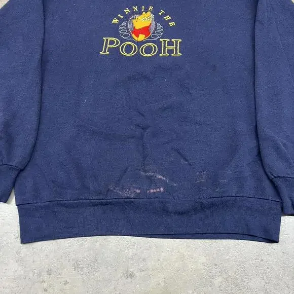 vintage winnie the pooh disney flower spell out crewneck size large - Picture 2 of 4